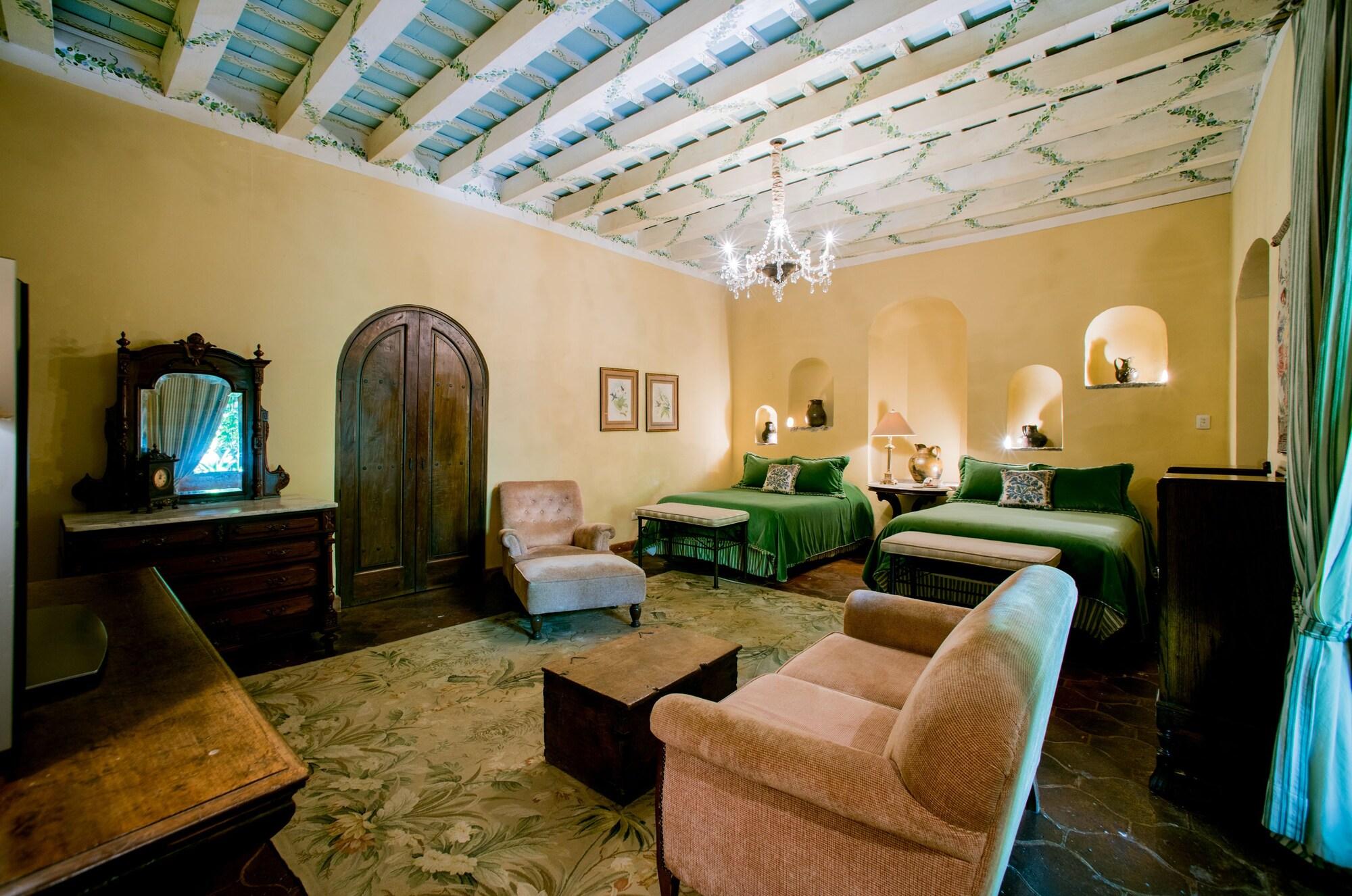 Hotel Palacio De Dona Leonor Antigua Extérieur photo