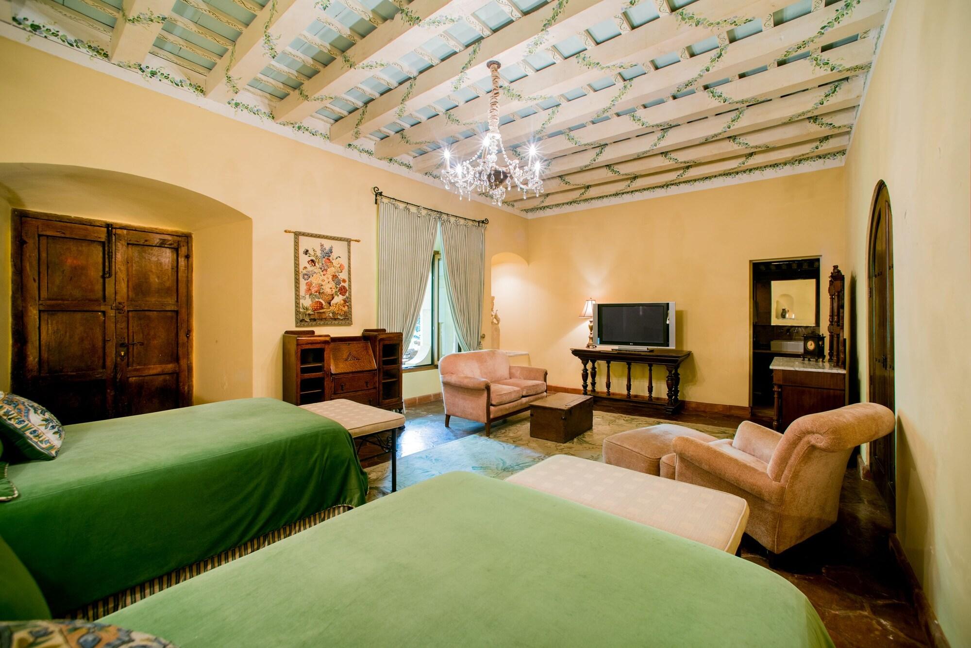 Hotel Palacio De Dona Leonor Antigua Extérieur photo