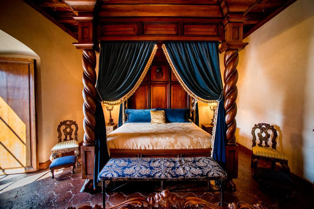 Hotel Palacio De Dona Leonor Antigua Extérieur photo
