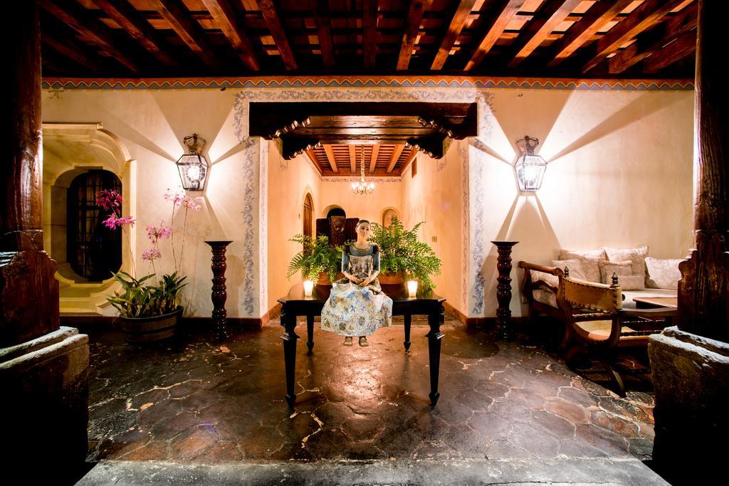 Hotel Palacio De Dona Leonor Antigua Extérieur photo